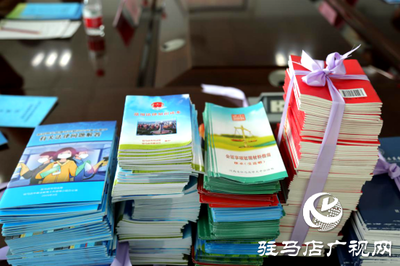 駐馬店市司法局聯合多單位組建法律服務隊，送法進企業開展法律咨詢服務