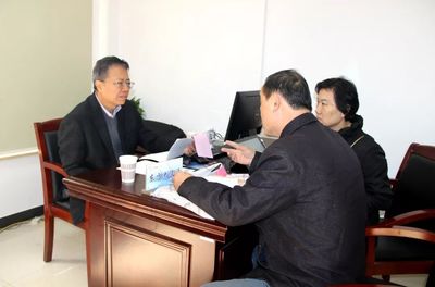 專業(yè)問題 專業(yè)解答——“東方大律師”楊浦法律援助工作室為企業(yè)管理提供免費法律咨詢服務(wù)